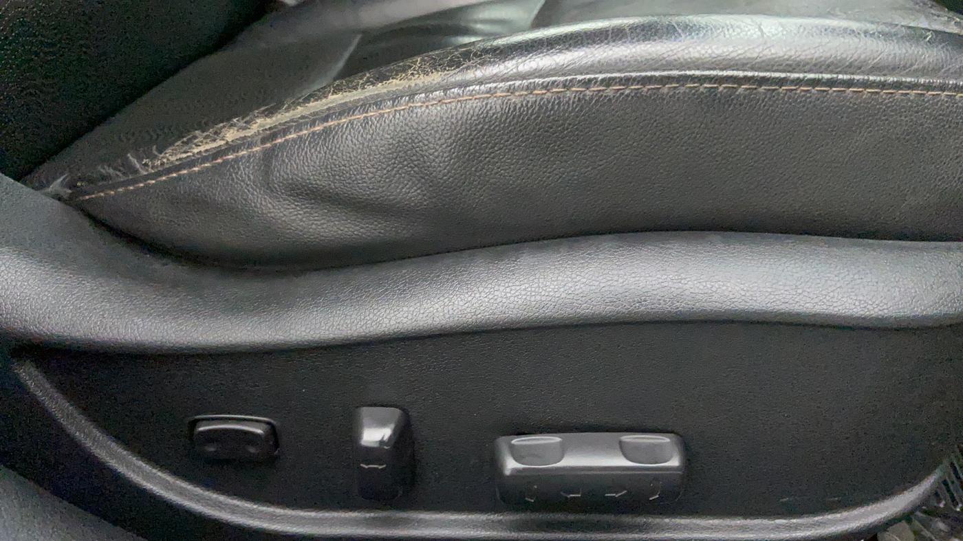 2016 Hyundai New Elantra 1.8 SX AT VTVT, Petrol, Automatic, 61,471 km, Driver Side Adjustment Panel