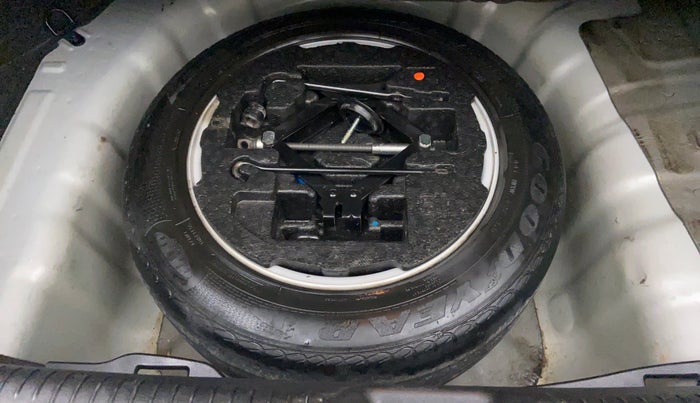 2016 Hyundai New Elantra 1.8 SX AT VTVT, Petrol, Automatic, 61,471 km, Spare Tyre