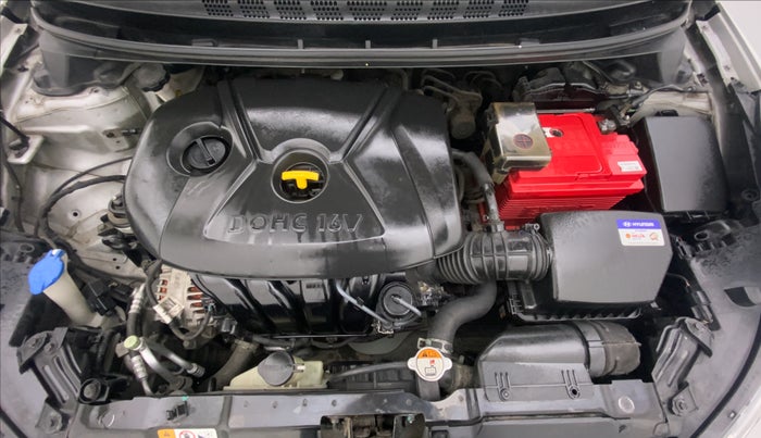 2016 Hyundai New Elantra 1.8 SX AT VTVT, Petrol, Automatic, 61,471 km, Open Bonet