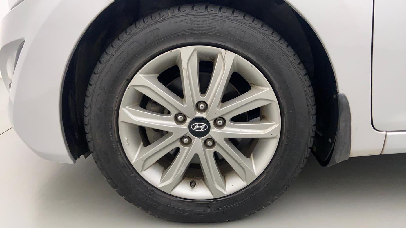 2016 Hyundai New Elantra 1.8 SX AT VTVT, Petrol, Automatic, 61,471 km, Left Front Wheel
