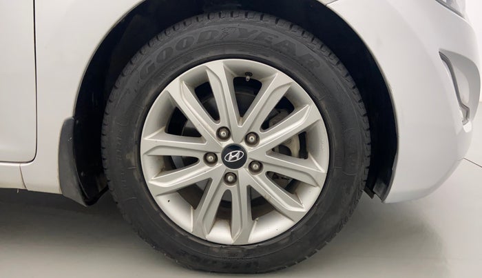 2016 Hyundai New Elantra 1.8 SX AT VTVT, Petrol, Automatic, 61,471 km, Right Front Wheel