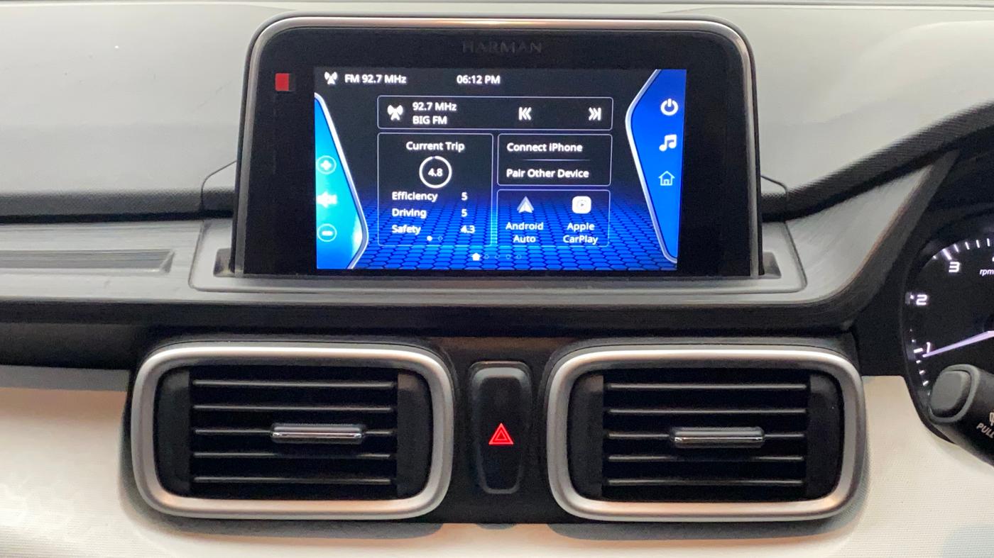 2022 Tata PUNCH ACCOMPLISHED MT, Petrol, Manual, 23,310 km, Infotainment System