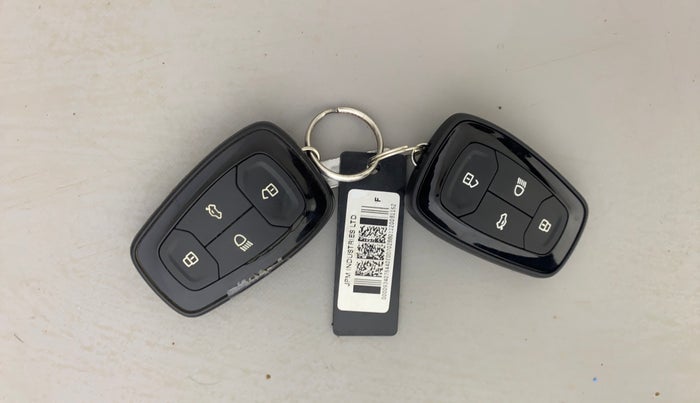 2021 Tata NEXON XZ PLUS PETROL, Petrol, Manual, 28,564 km, Key Close Up