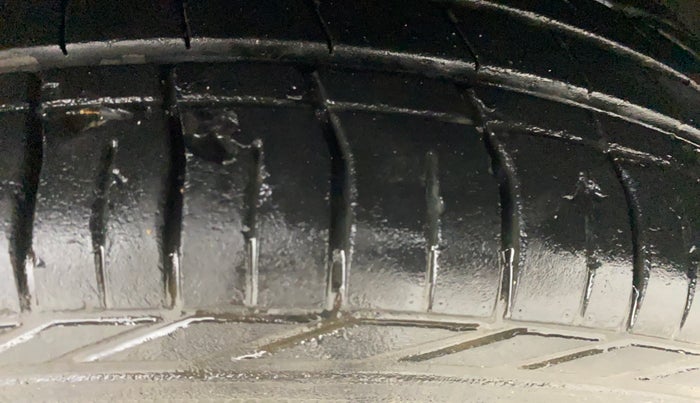 2021 Tata NEXON XZ PLUS PETROL, Petrol, Manual, 28,564 km, Left Rear Tyre Tread