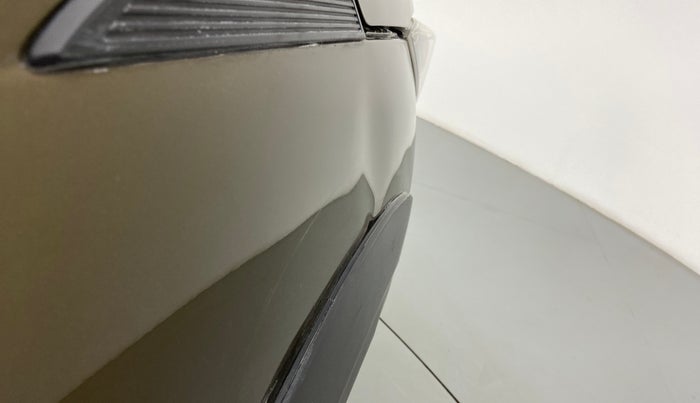 2019 Maruti XL6 ALPHA AT, Petrol, Automatic, 80,724 km, Right fender - Slightly dented