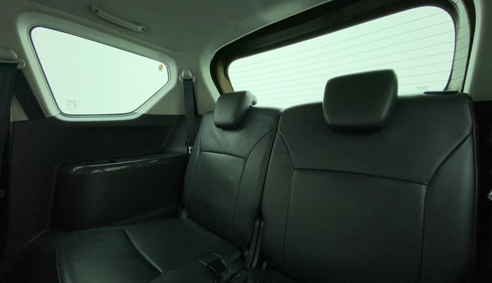 2019 Maruti XL6 ALPHA AT, Petrol, Automatic, 80,724 km, Third Seat Row ( optional )