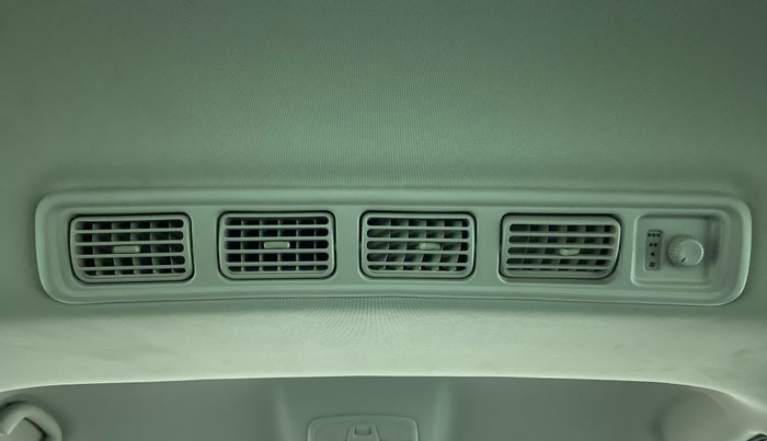 2019 Maruti XL6 ALPHA AT, Petrol, Automatic, 80,724 km, Rear AC Vents