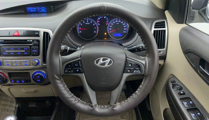 2013 Hyundai i20 SPORTZ 1.2, Petrol, Manual, 48,177 km, Steering Wheel Close Up