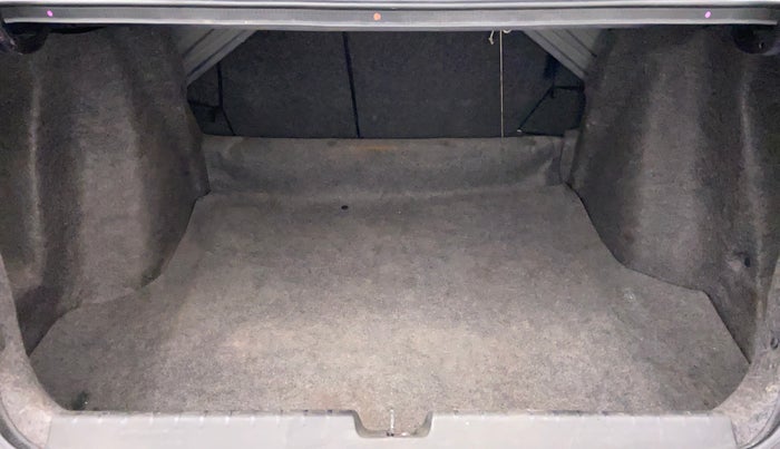 2015 Honda City SV MT PETROL, Petrol, Manual, 76,910 km, Boot Inside