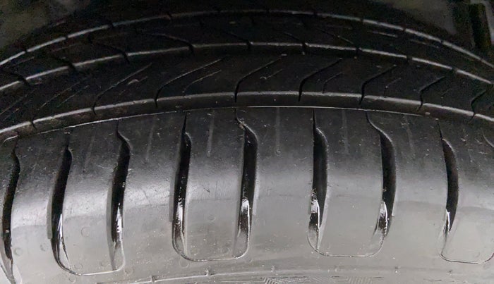 2015 Honda City SV MT PETROL, Petrol, Manual, 76,910 km, Right Rear Tyre Tread