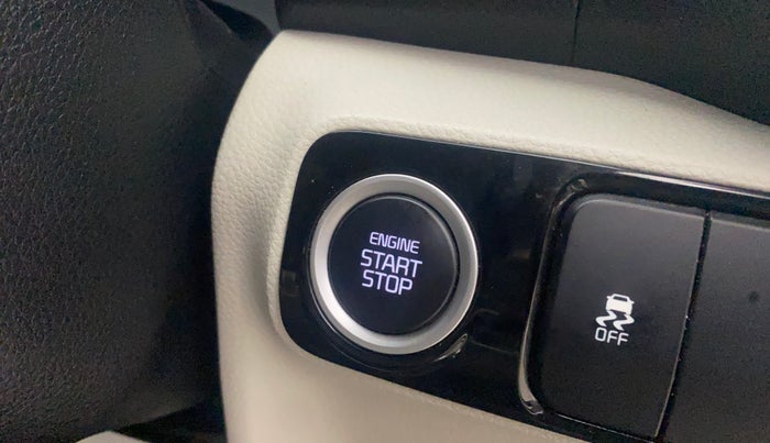 2021 KIA SONET HTX 1.5, Diesel, Manual, 34,880 km, Keyless Start/ Stop Button