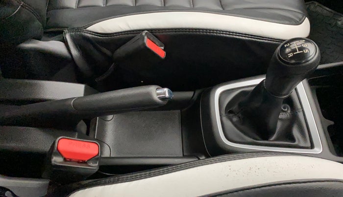 2021 Maruti Swift VXI, Petrol, Manual, 13,058 km, Gear Lever