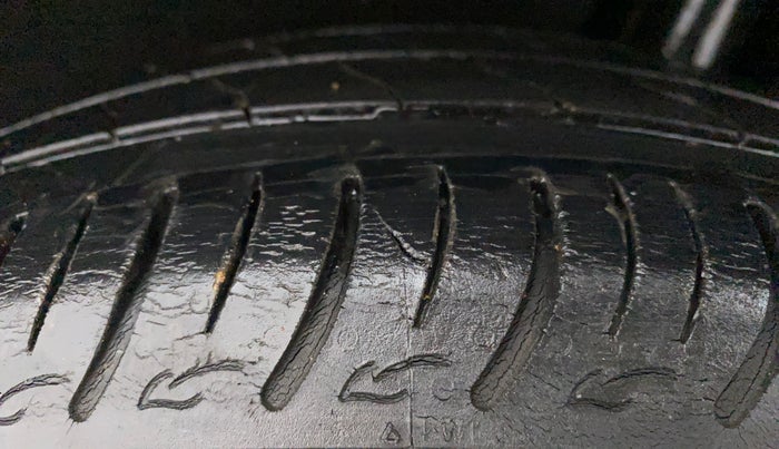2020 Maruti Baleno DELTA PETROL 1.2, Petrol, Manual, 63,394 km, Left Rear Tyre Tread