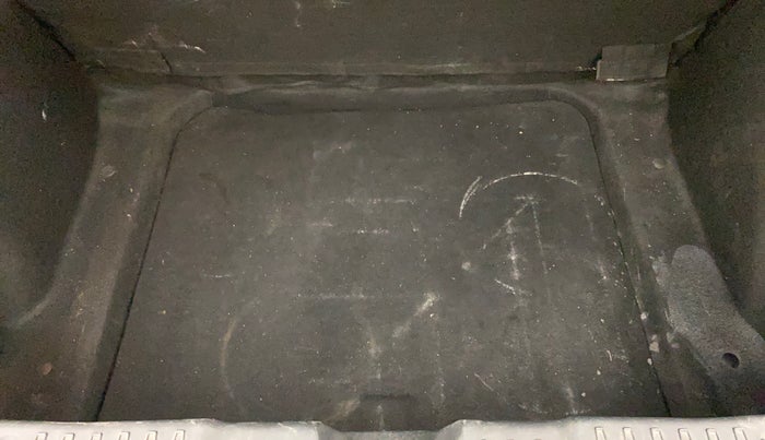 2023 Tata ALTROZ XZA + SUNROOF, Petrol, Automatic, 37,338 km, Boot Inside