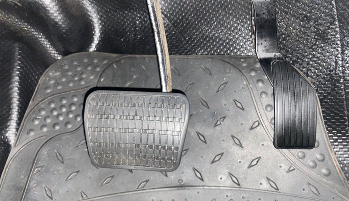 2023 Tata ALTROZ XZA + SUNROOF, Petrol, Automatic, 37,338 km, Pedals