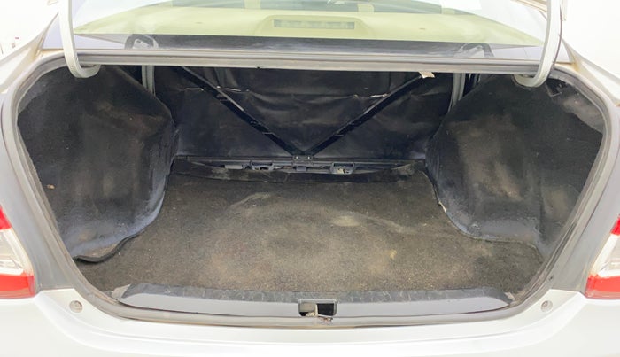 2013 Toyota Etios G, Petrol, Manual, 1,16,531 km, Boot Inside