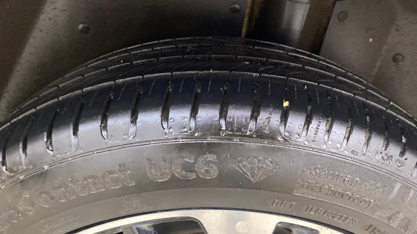 2021 MG HECTOR SHARP 1.5 PETROL CVT, Petrol, Automatic, 74,642 km, Left Rear Tyre Tread