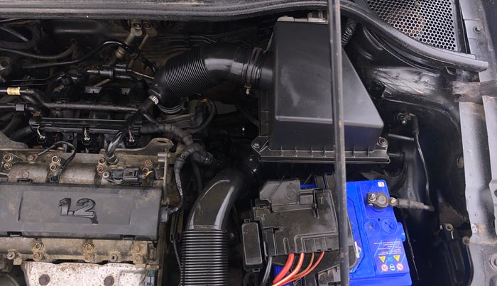 2016 Volkswagen Polo COMFORTLINE 1.2L, Petrol, Manual, 73,493 km, Engine View - Left