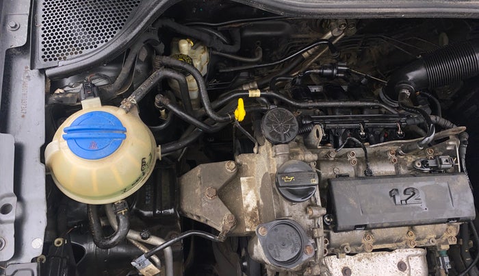 2016 Volkswagen Polo COMFORTLINE 1.2L, Petrol, Manual, 73,493 km, Engine View - Right