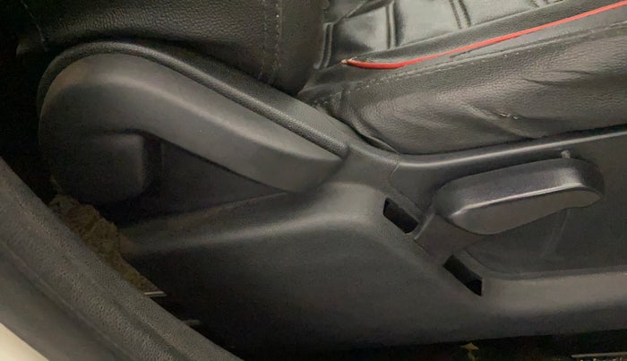 2020 Ford Ecosport TITANIUM 1.5L DIESEL, Diesel, Manual, 1,44,257 km, Driver Side Adjustment Panel