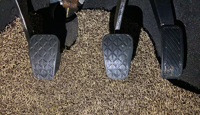 2020 Ford Ecosport TITANIUM 1.5L DIESEL, Diesel, Manual, 1,44,257 km, Pedals