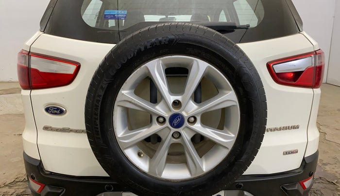 2020 Ford Ecosport TITANIUM 1.5L DIESEL, Diesel, Manual, 1,44,257 km, Spare Tyre