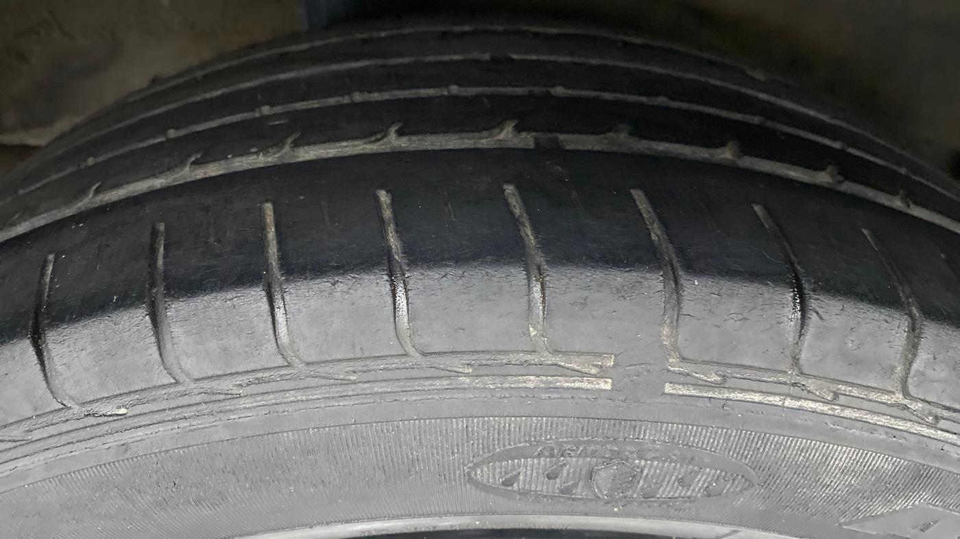 2017 Honda WR-V 1.2 i-VTEC S MT, Petrol, Manual, 61,326 km, Right Rear Tyre Tread