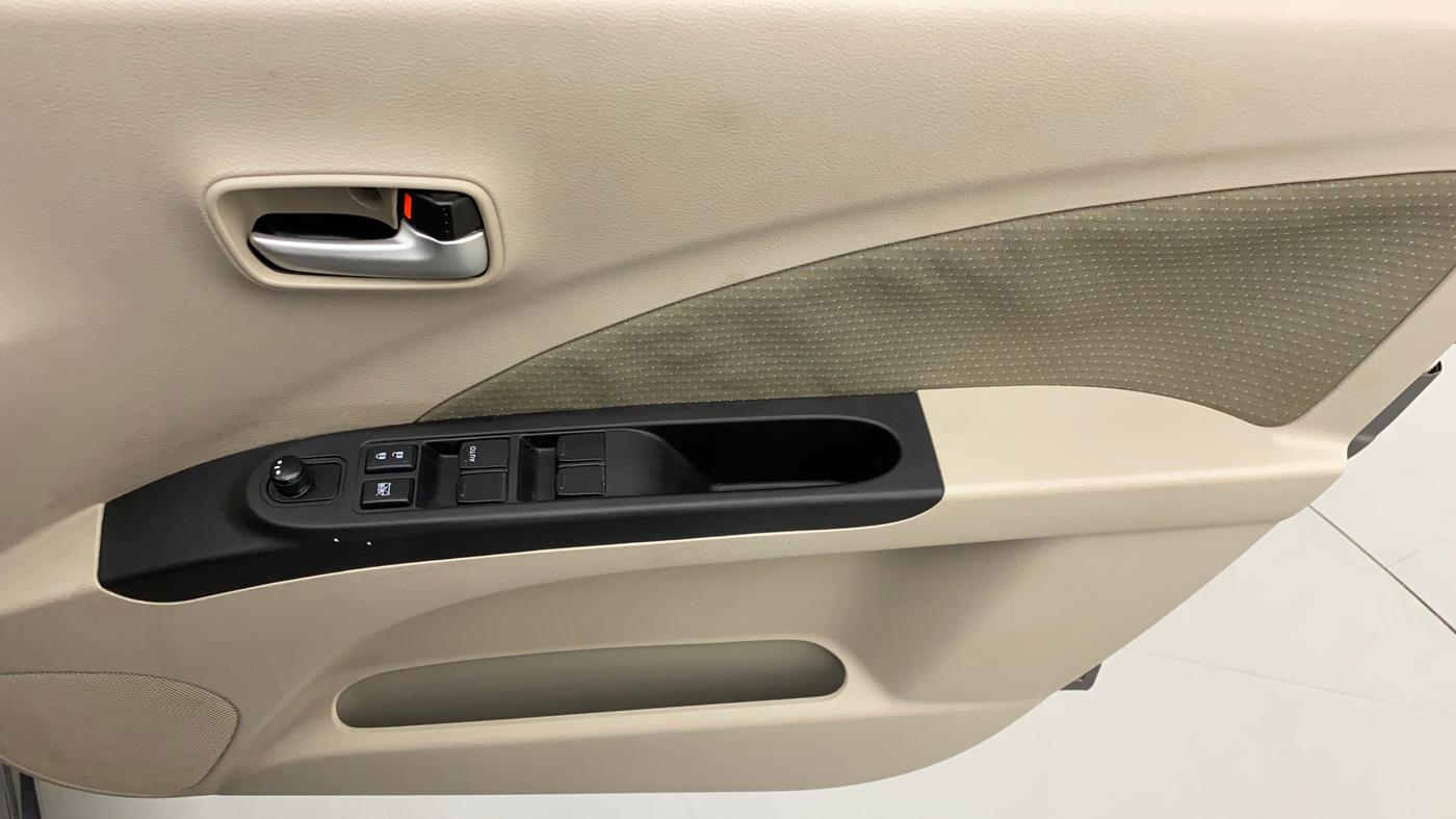 2018 Maruti Celerio ZXI, Petrol, Manual, 39,085 km, Driver Side Door Panels Control