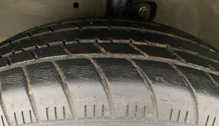 2018 Maruti Celerio ZXI, Petrol, Manual, 39,085 km, Left Front Tyre Tread