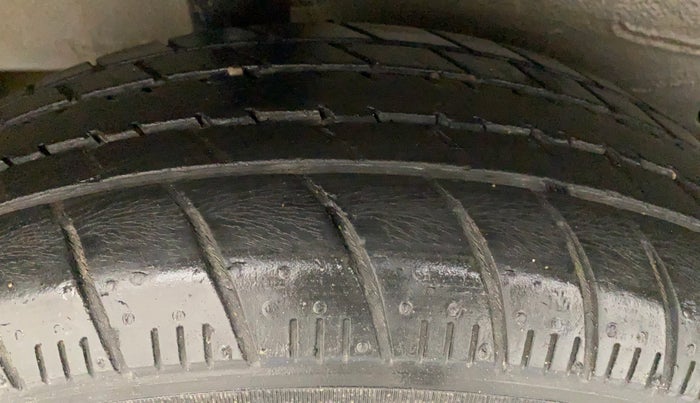 2018 Maruti Celerio ZXI, Petrol, Manual, 39,085 km, Right Rear Tyre Tread
