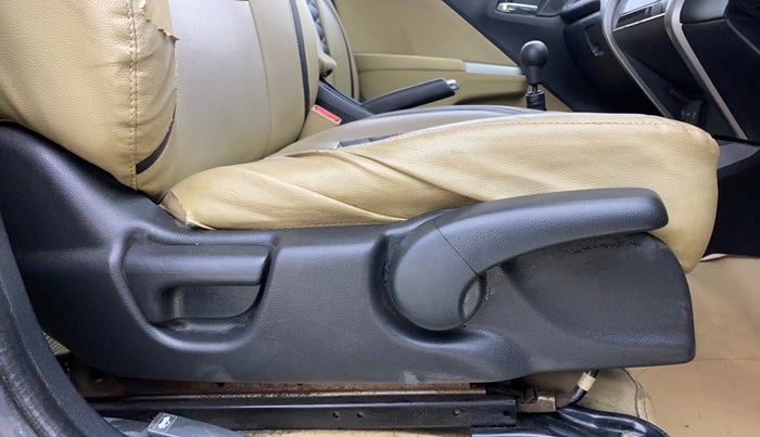 2015 Honda City 1.5L I-VTEC V MT, Petrol, Manual, 83,721 km, Driver Side Adjustment Panel