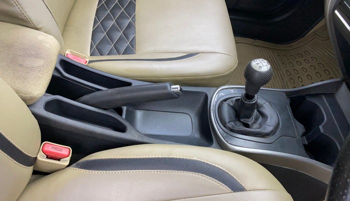2015 Honda City 1.5L I-VTEC V MT, Petrol, Manual, 83,721 km, Gear Lever