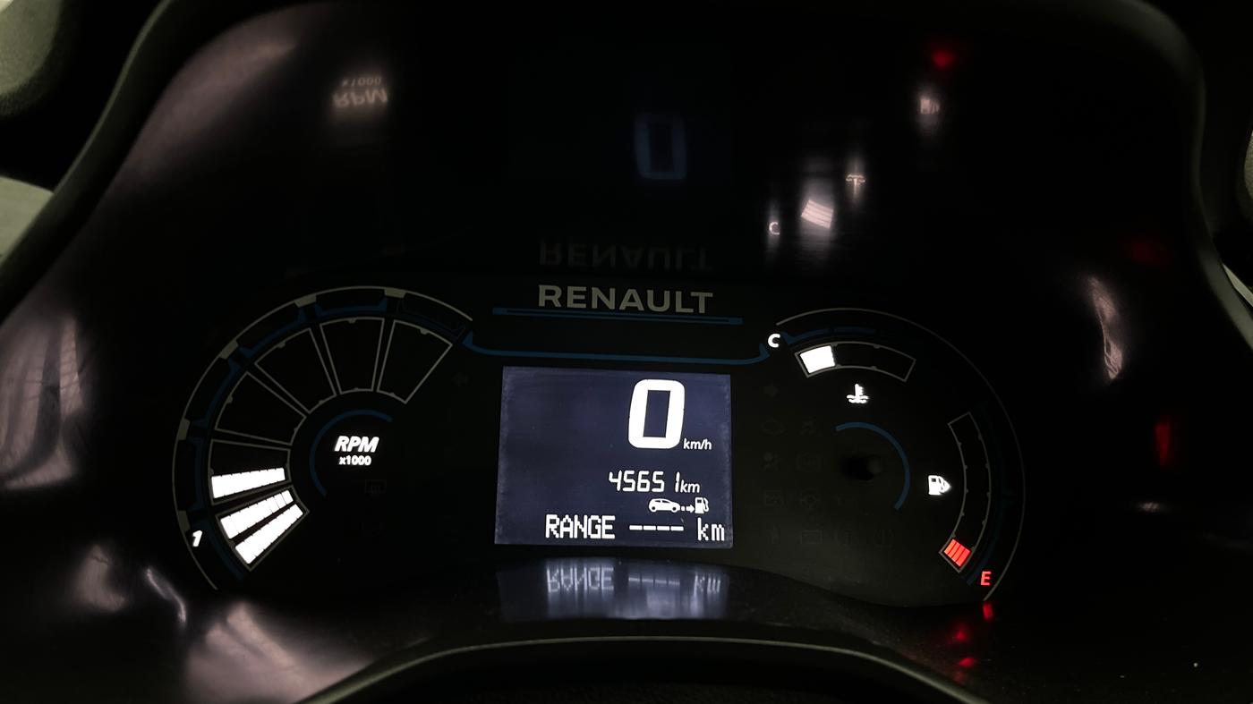 2022 Renault TRIBER RXT, Petrol, Manual, 45,603 km, Odometer Image