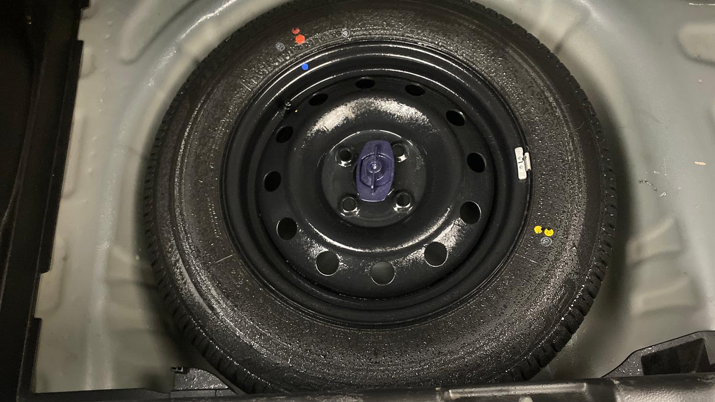 2019 Maruti Swift VXI AMT, Petrol, Automatic, 25,506 km, Spare Tyre
