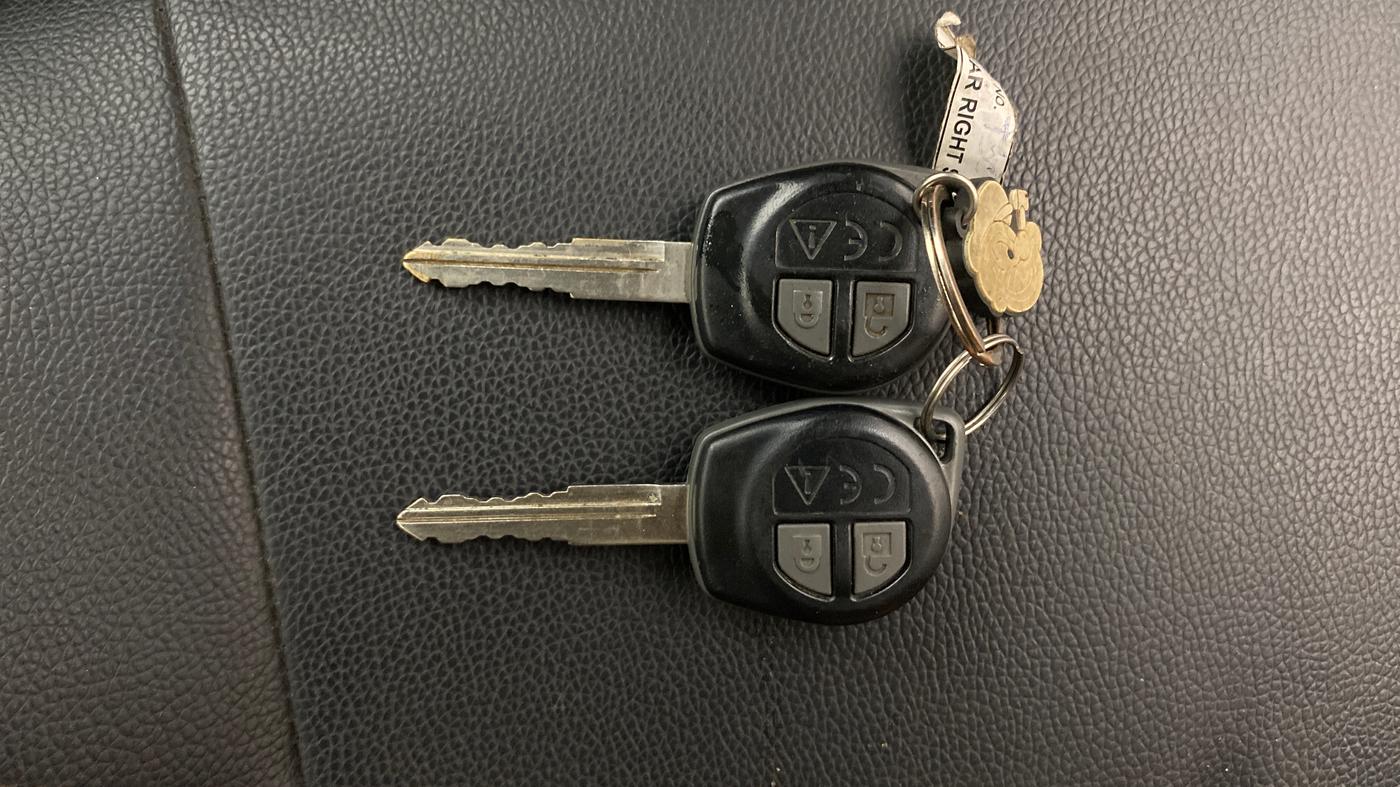 2019 Maruti Swift VXI AMT, Petrol, Automatic, 25,506 km, Key Close Up
