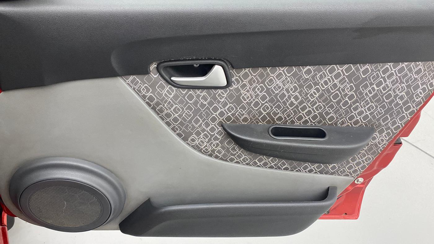 2018 Maruti Alto 800 LXI, Petrol, Manual, 44,607 km, Driver Side Door Panels Control