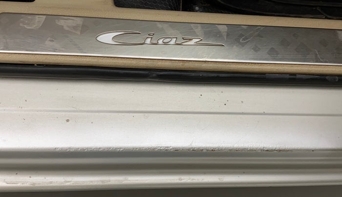 2018 Maruti Ciaz ALPHA DIESEL 1.3, Diesel, Manual, 99,927 km, Right running board - Minor scratches