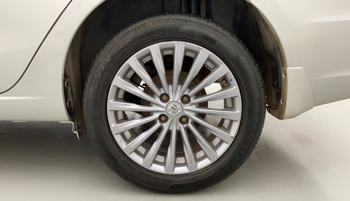 2018 Maruti Ciaz ALPHA DIESEL 1.3, Diesel, Manual, 99,927 km, Left Rear Wheel