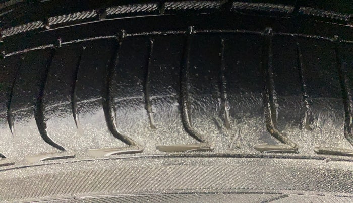 2016 Tata Zest XT 90PS DIESEL, Diesel, Manual, 73,552 km, Right Front Tyre Tread