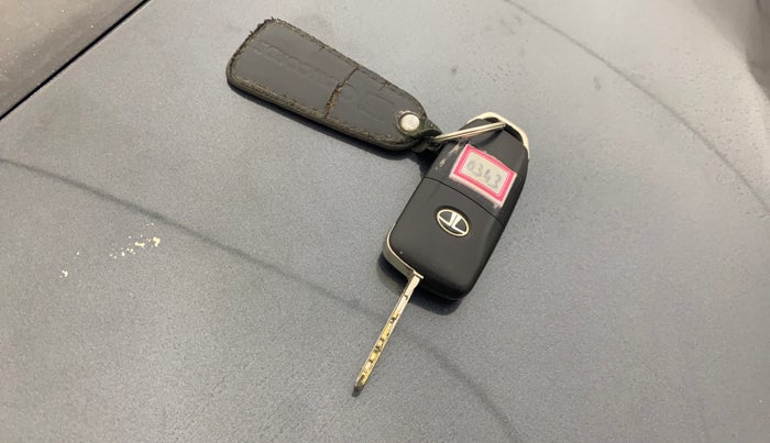 2016 Tata Zest XT 90PS DIESEL, Diesel, Manual, 73,552 km, Key Close Up