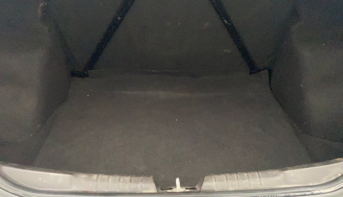 2016 Tata Zest XT 90PS DIESEL, Diesel, Manual, 73,552 km, Boot Inside