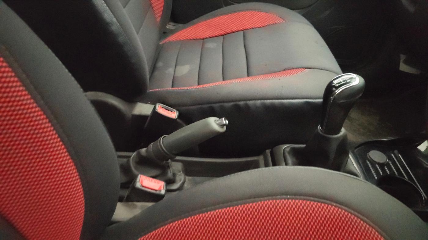 2015 Tata Zest XM PETROL, Petrol, Manual, 99,222 km, Gear Lever