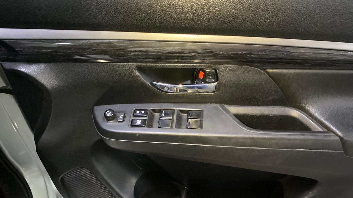 2022 Maruti XL6 ALPHA PLUS AT, Petrol, Automatic, 54,179 km, Driver Side Door Panels Control