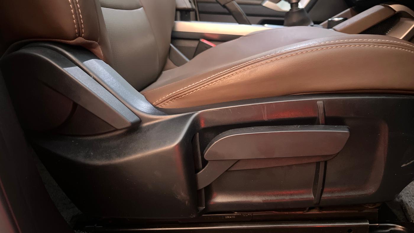 2019 Tata Harrier XZ 2.0L, Diesel, Manual, 53,881 km, Driver Side Adjustment Panel