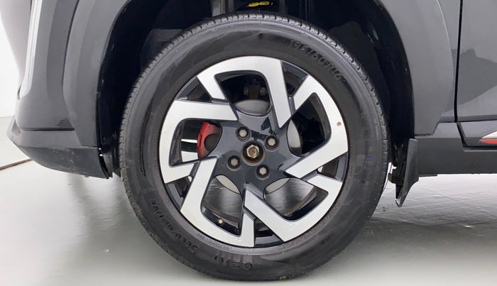 2022 Nissan MAGNITE XV RED EDITION, Petrol, Manual, 20,119 km, Left Front Wheel