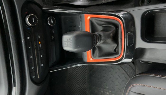 2024 Tata ALTROZ Racer R3, Petrol, Manual, 1,916 km, Gear Lever