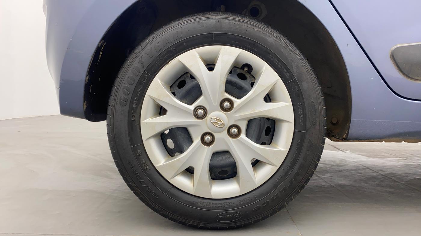 2013 Hyundai Grand i10 SPORTZ 1.2 KAPPA VTVT, Petrol, Manual, 67,397 km, Right Rear Wheel