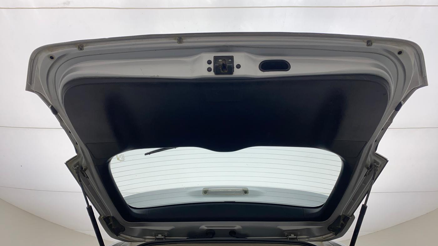 2018 Toyota Innova Crysta 2.4 GX 7 STR, Diesel, Manual, 80,542 km, Boot Door Open