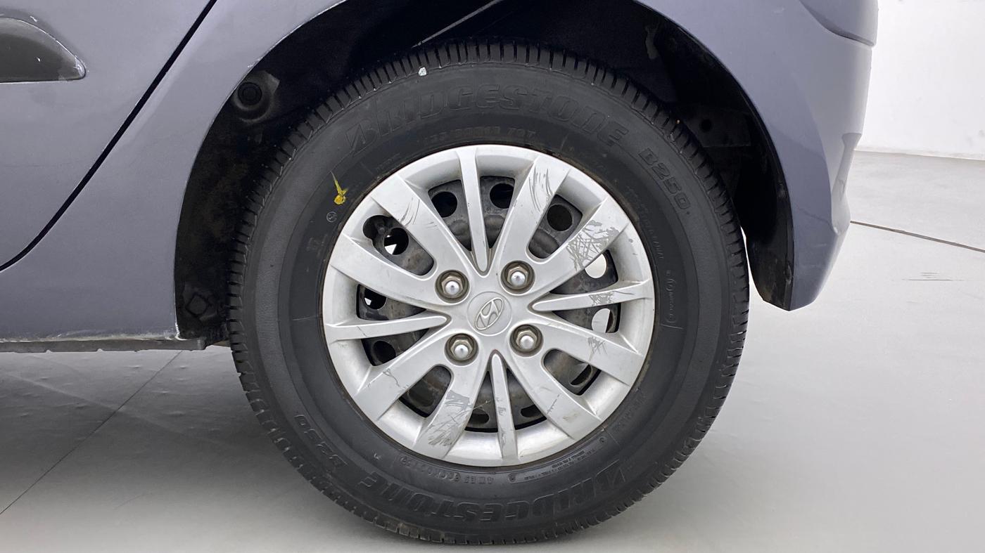 2015 Hyundai i10 SPORTZ 1.1, Petrol, Manual, 50,073 km, Left Rear Wheel