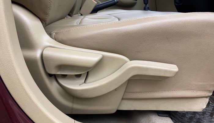 2015 Honda Amaze 1.2L I-VTEC VX, Petrol, Manual, 27,031 km, Driver Side Adjustment Panel